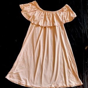 Off the Shoulder flowy dress